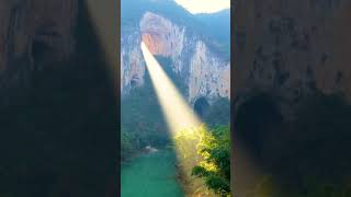 Foco luz @CrisSunLife  #light #luz #montains #nature