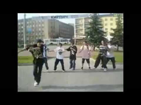 funny c-walk, crunk (white slippers) (we dance)