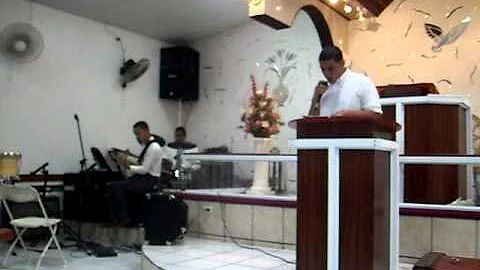 Es Que en tu nombre Jesus