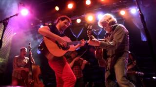 The Infamous Stringdusters feat. Bill Nershi - "Black Clouds" - Live at The Ogden chords