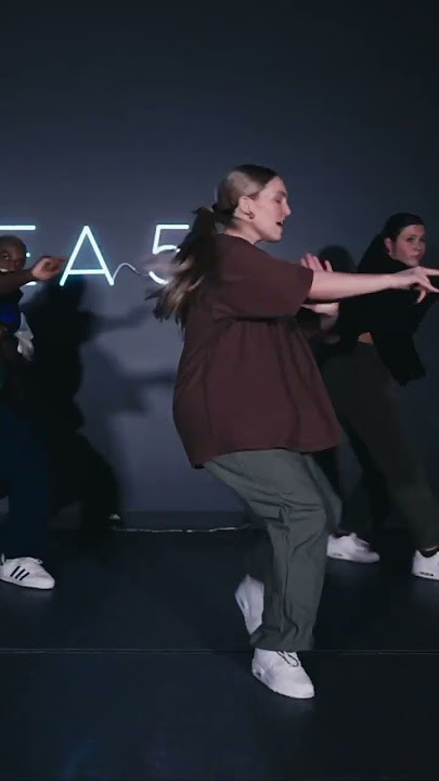 Say it right 🗣️ dc: @therealjordangrace #area54 #dance