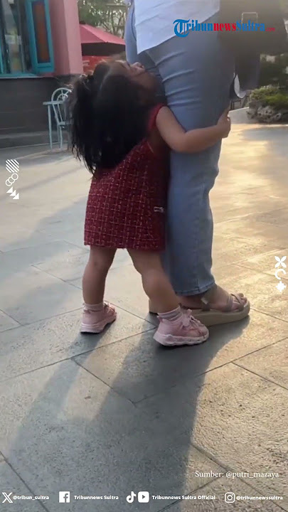 Gemes Banget! Aksi Bocil Nangis Cari Emaknya Tapi Salah Orang, Ibunya Malah Ngakak