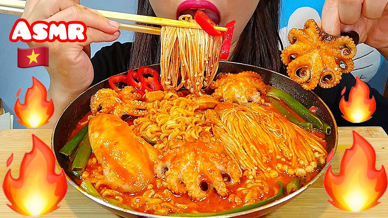 EATING SPICY SEAFOOD NOODLES, SQUID, OCTOPUS, SCALLOPS & ENOKI ...
