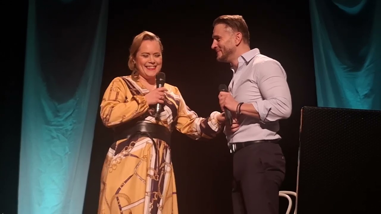 Vágó Zsuzsi&Sándor Peti:Szeret ki mind ismer