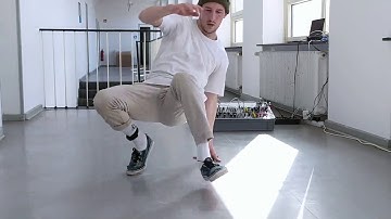 Breakdance with Instruments of Things motion sensors