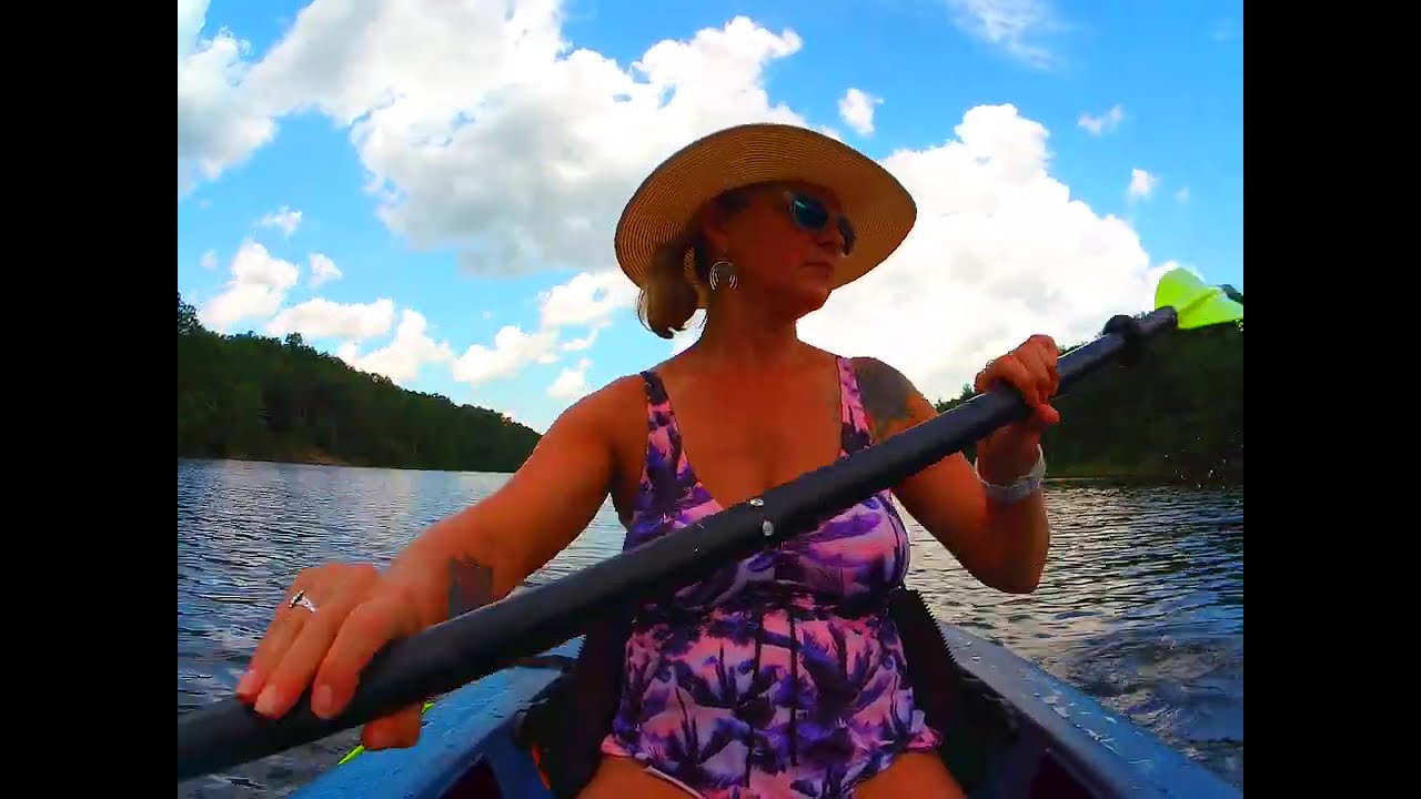 Paddling Lake Laura, Basye, Virginia on a glorious late June afternoon