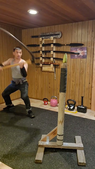 for everyone saying the scythe is a bad weapon #shinobi #bushido