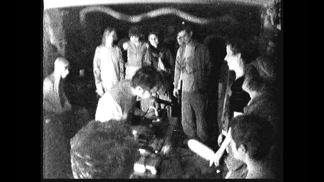 09   NOIR BOY GEORGE   embrasse moi à mort