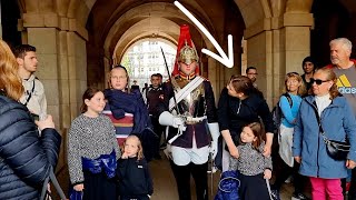 SHOCKING MOMENT: Stubborn Tourist Nearly Gets Kicked by the Unsettling Horse at Horse Guards London