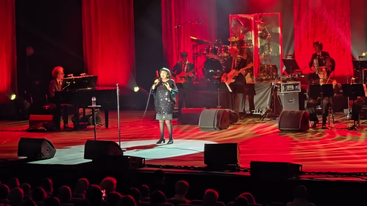 Mireille Mathieu: La Paloma, adieu. Praha: Kongresové centrum, 4.3.2026