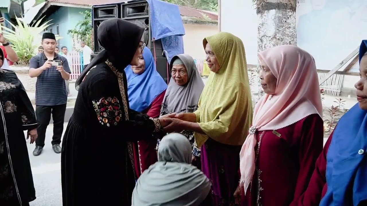 Buka Puasa bersama Masyarakat Negri Wakasihu