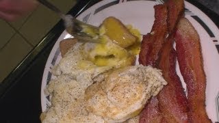How to cook Fried Bacon and Eggs Easy!