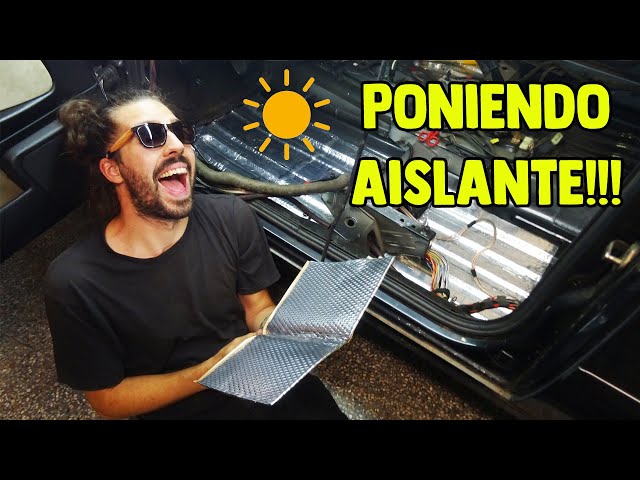 Poniendo aislante acústico en el coche 