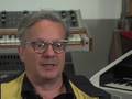 Capture de la vidéo Devo's Mark Mothersbaugh Video Interview