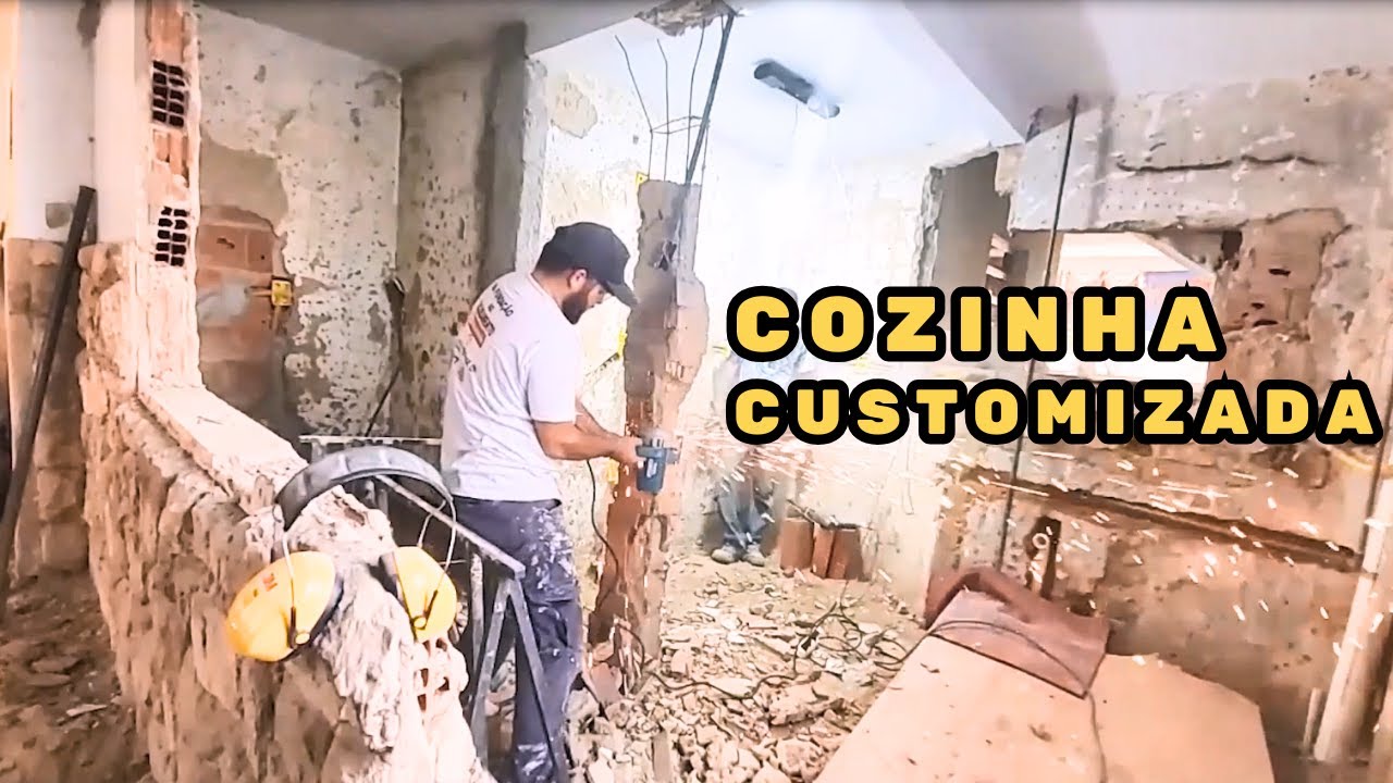 PEDREIRO USA A CRIATIVIDADE E VIRALIZA NA REFORMA DE UMA COZINHA ANTIGA