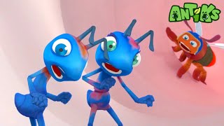 Oddbods Presentan: Antiks | ¡Atrapaste Al Tipo Equivocado! | Dibujos Animados Divertidos para Niños