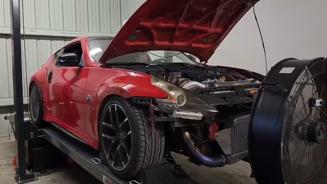 Nissan 370z with a Switchback Racing turbo kit