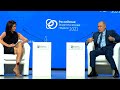 Putin američkoj novinarki: Lepa žena, a ne čuje ništa
