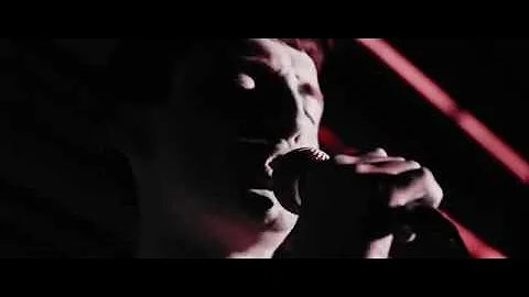 APE IT - Old Yellow Bricks (Arctic Monkeys LIVE Cover)