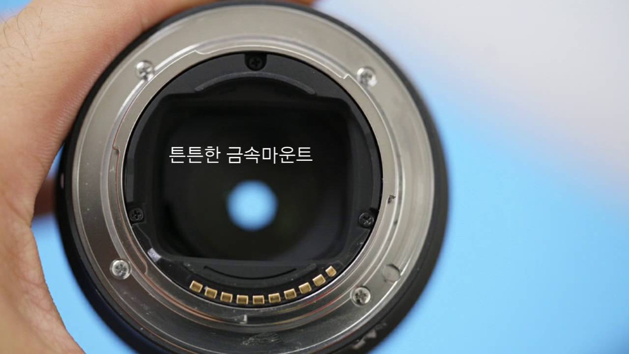 SONY FE 50mm F1.8 Lens - YouTube