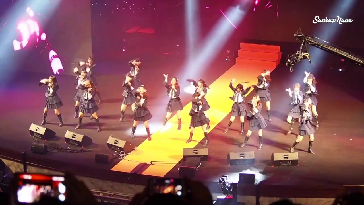 [Fancam] RIVER BNK48 @ Nine Entertain Awards 2018