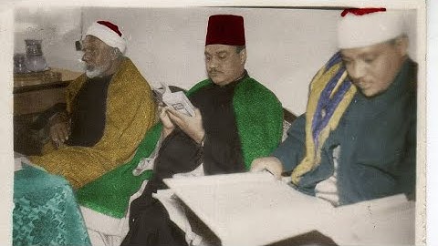 الشيخ الاستاذ عبد الفتاح الشعشاعي في مأتم الملكة عالية في العراق من سورة (( فصلت ))