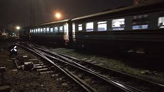 ขบวน 313 ALD.4304 ออกกรุงเทพ