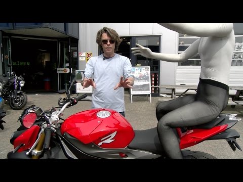Video: Hoe een motorfiets te rijden (met afbeeldingen)