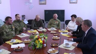 Бойцы-отпускники Нурлата пообщались с Дамиром Ишкинеевым