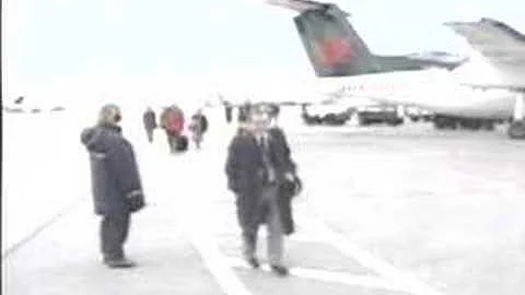 RFID Bracelets Set To Paralyze Passengers HTSR 032408