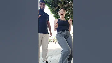 لابس لبس عل موده اعيونه حلوه سوده جميل العراقي نورهان 