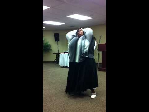 Keyana Gates Ministering in Dance.. Amazing God- William Murphy