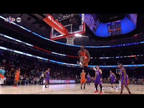 final-minute-of-2020-nba-rising-stars-challenge-turns-into-dunk-contest