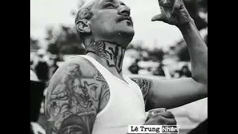 Nhẫn một chút sóng yên gió lặng Lùi một bước biển rộng trời cao. Tiến bất nhẫn bất thành đại sự.