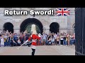 Changing The Royal Horse Guard!