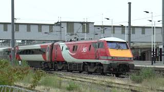 LNER 82213 and 91109