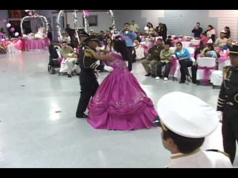 Quinceaera Vals de Yukary Torres (2).wmv