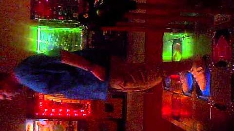 Playing DDRMAX. 2nd Stage.