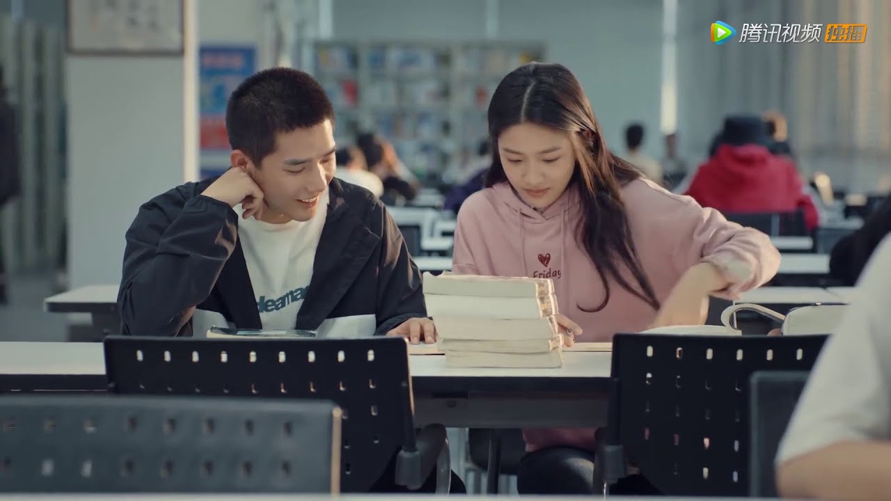 Engsub 学霸女神和学渣校草地下恋 秀恩爱把鸡腿留给爱的人这狗粮 百岁之好一言为定forever Love Engsub 学霸女神和学渣校草地下恋 秀恩爱把鸡腿留给爱的人这狗粮 百岁之好一言为定forever Love