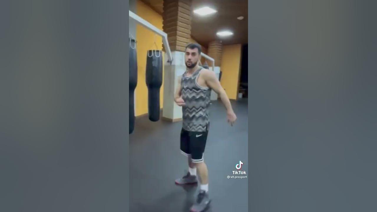 Видео как научиться бить вертушку ботаны