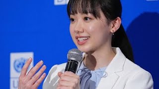 🌸芦田愛菜に騒然！😳✨『薬屋のひとりごと』実写版主演決定🎬 64万円のドレスにも注目集まる💎👗