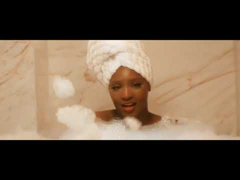 Youtube: AWA IMANI – Liquid Money ( CLIP OFFICIEL )