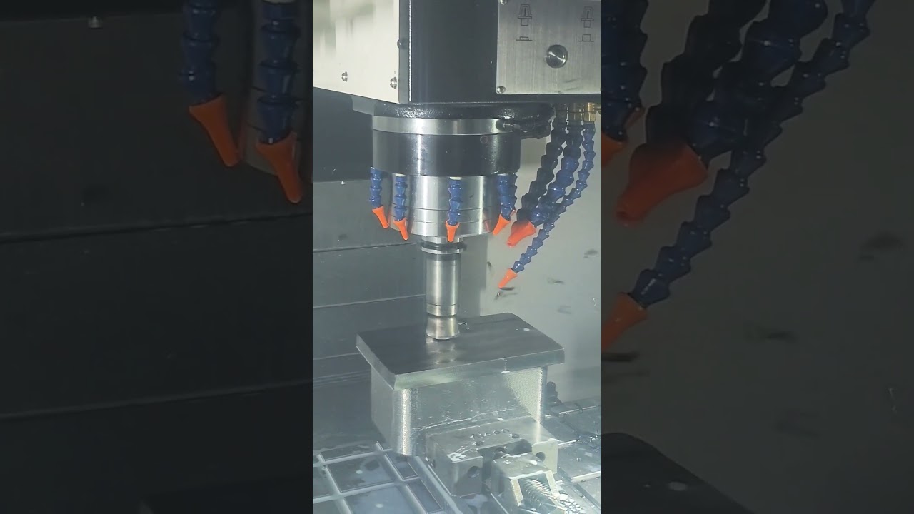 MOLD STEEL / 40 HRC 0.8MM DEPTH 4700 FEED