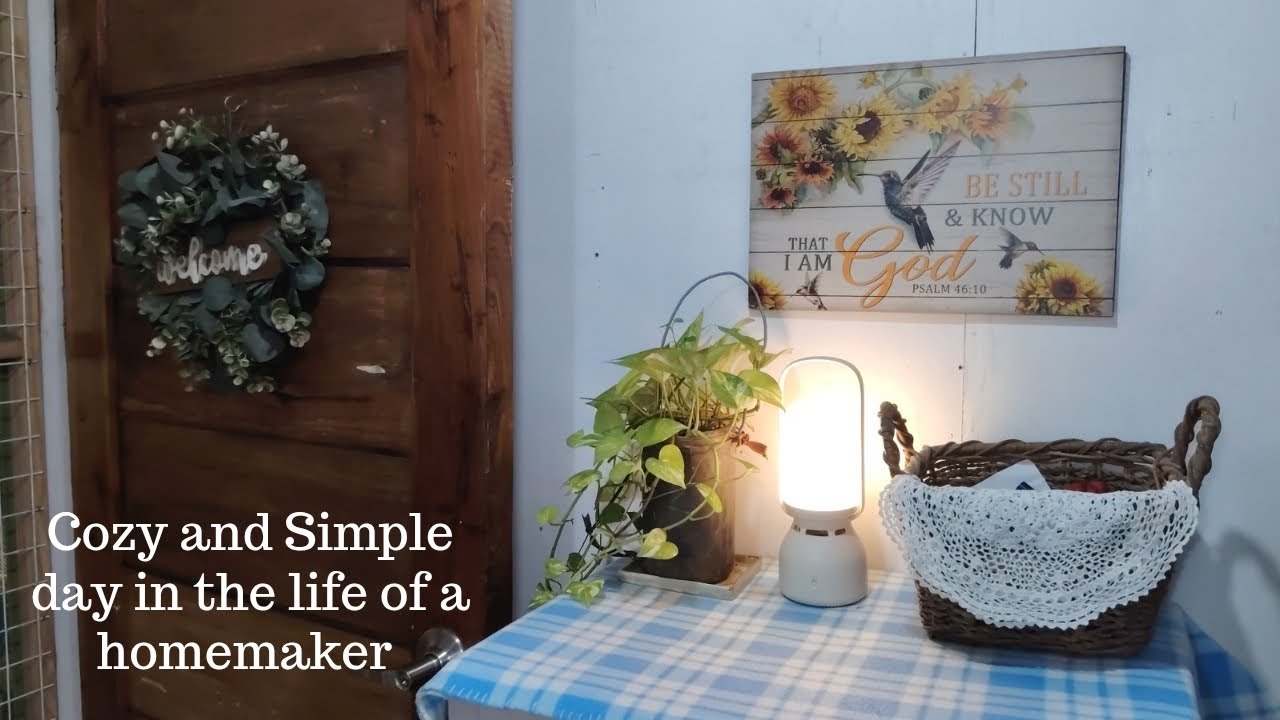 A cozy day of homemaking in our tiny house #smallhome #cozy #homemaking ...