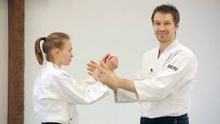 Айкидо для девушек - простая и эффективная техника! Girls aikido - applied technique!