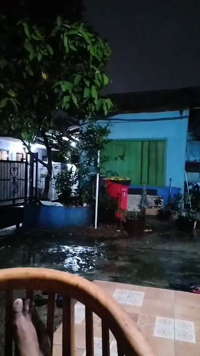 Malam Minggu Hujan