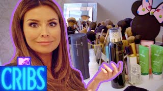 EP #6 Spoiler: TOWIE's Jess Wright Gives Us A Gorge Gaff Guide | MTV Cribs UK