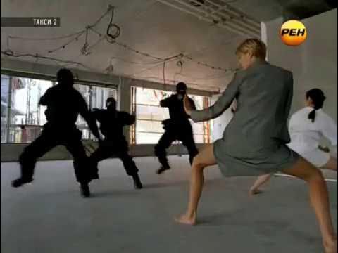 Деми Мур қандай порнофильмге түсті? Бассейндегі жалаңаш жігіттер видеосы