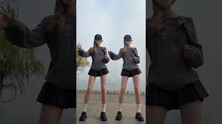太上头了！老婆们快来学这个最近超火超带感的《pump it up》舞蹈！#pumpitup #卡点舞 #闺蜜舞 #秋冬穿搭 #我要上热门#shortsvideo #dance