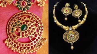 Beautiful gold Kundan jewellery design 